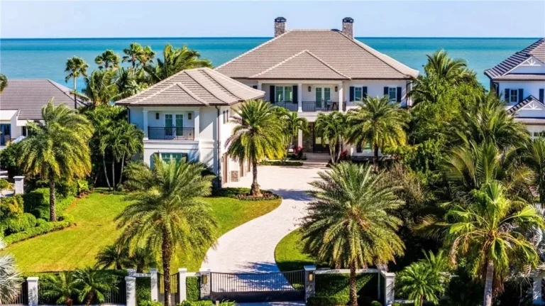 Top Coastal Homes in America: The Definitive Architectural & Resilience Guide