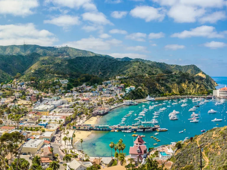 Best Coastal Towns in America: The Definitive Editorial Guide