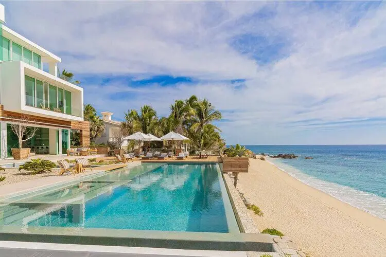 Top Beach House Rentals in the US: A Definitive Editorial Guide